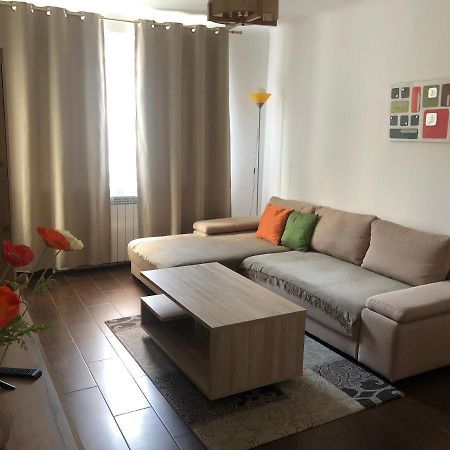 Central Home Piatra Neamt Ngoại thất bức ảnh