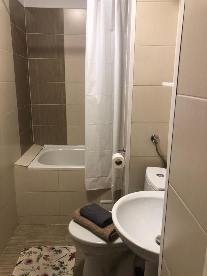 Central Home Piatra Neamt Ngoại thất bức ảnh